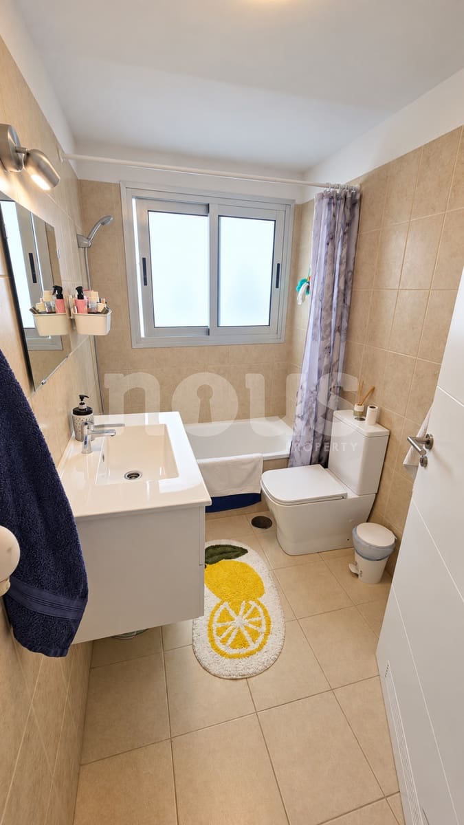 2 bedroom Apartment for sale in Guia de Isora with pool garage - € 215,000 (Ref: 8425388)