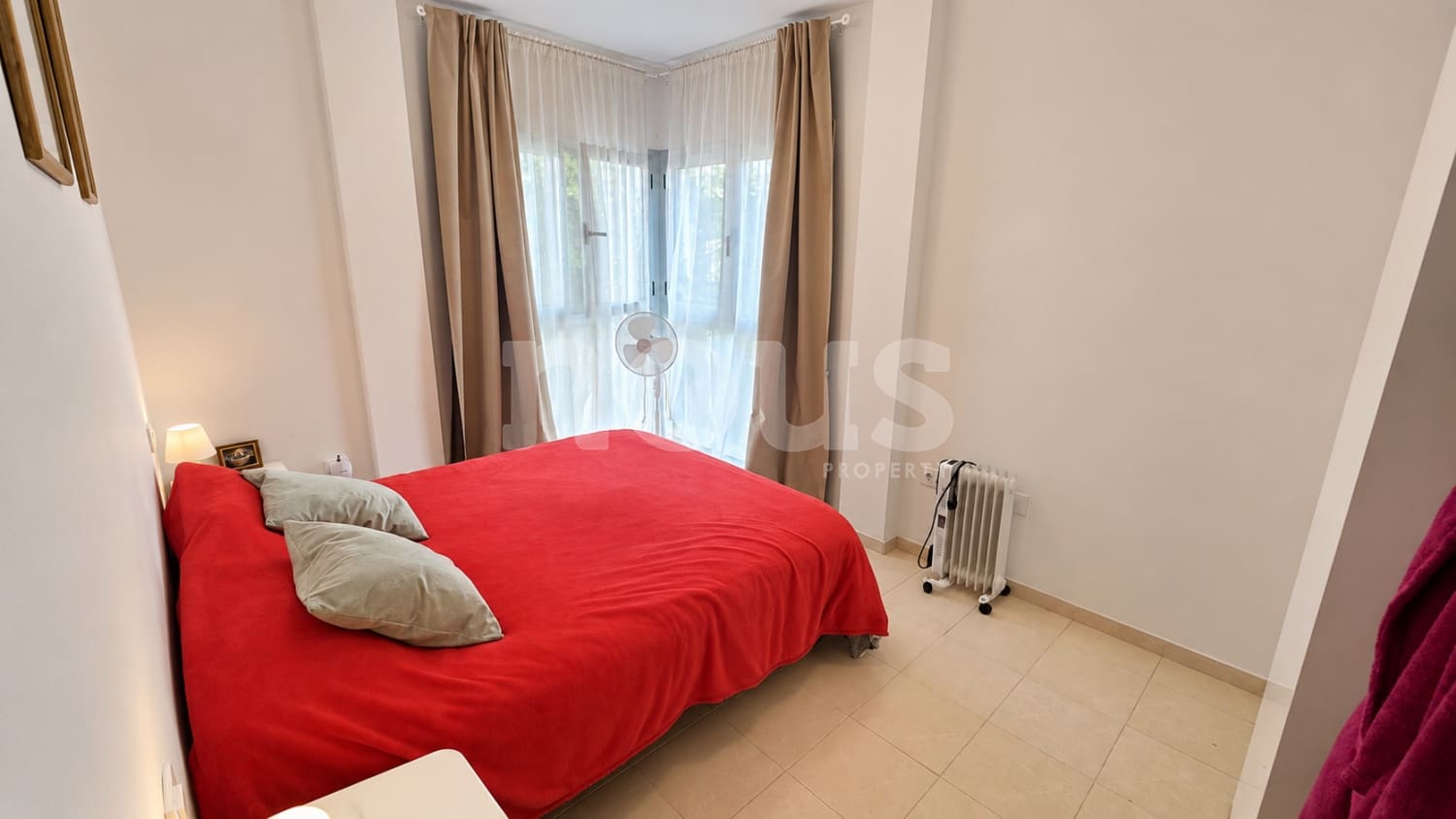 2 bedroom Apartment for sale in Guia de Isora with pool garage - € 215,000 (Ref: 8425388)