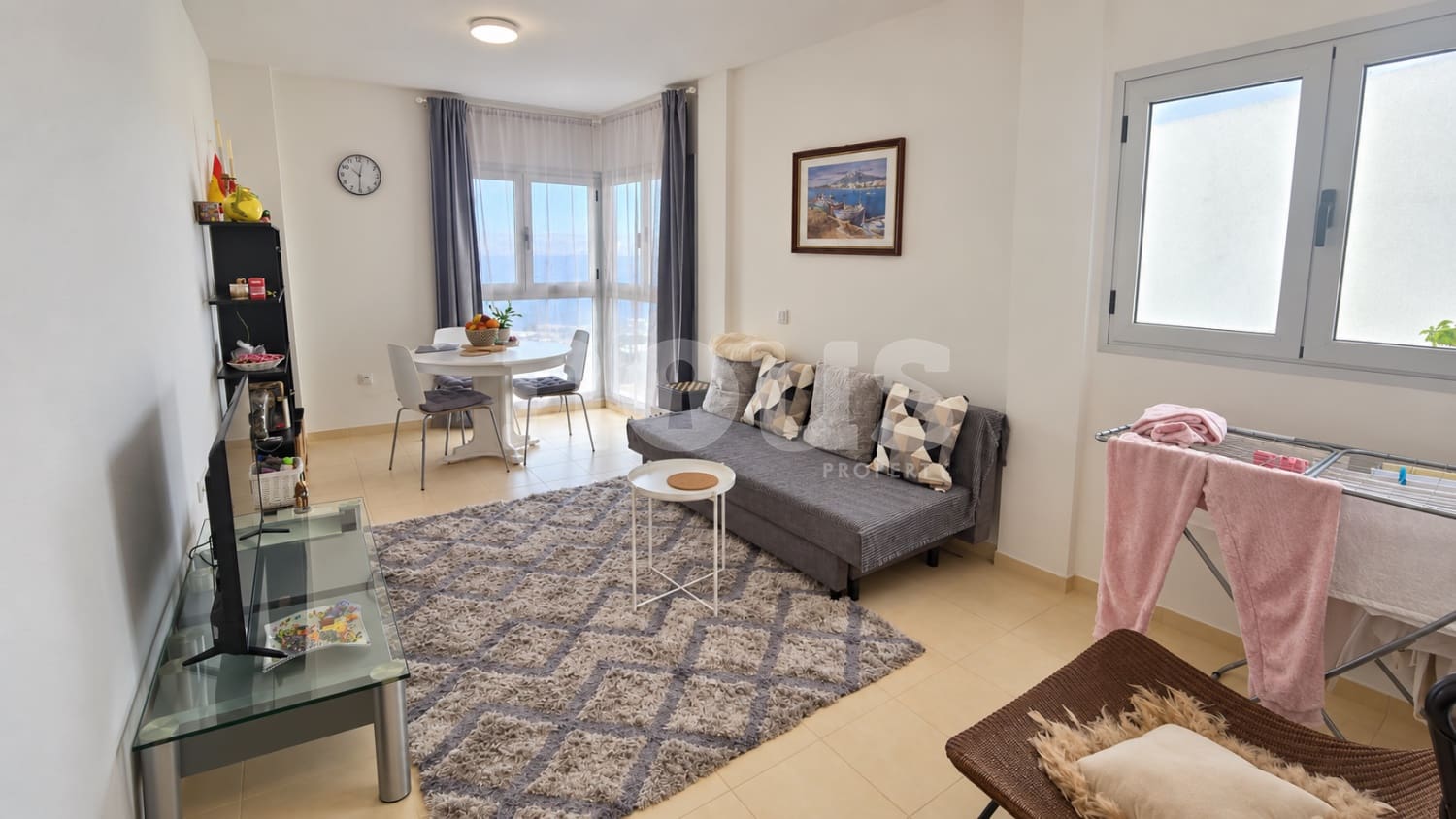 2 bedroom Apartment for sale in Guia de Isora with pool garage - € 215,000 (Ref: 8425388)