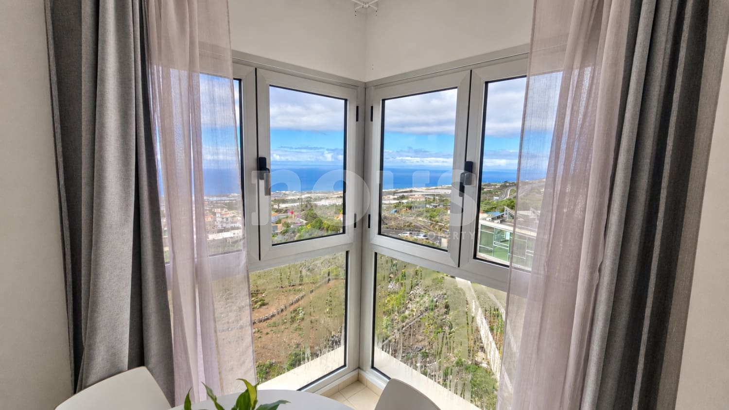 2 bedroom Apartment for sale in Guia de Isora with pool garage - € 215,000 (Ref: 8425388)