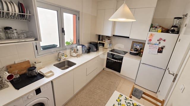 2 sypialnia Apartament na sprzedaż w Guía de Isora z basenem garażem - 215 000 € (Ref: 8425388)