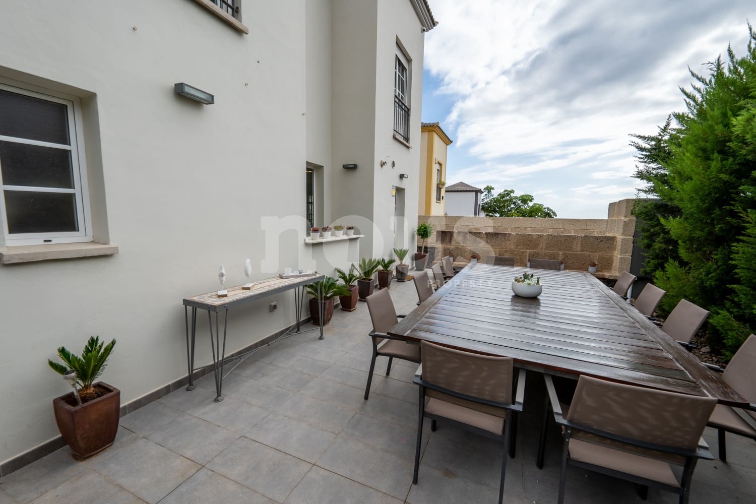 3 soveværelse Villa til salg i El Madronal med swimmingpool - € 1.499.000 (Ref: 8549863)