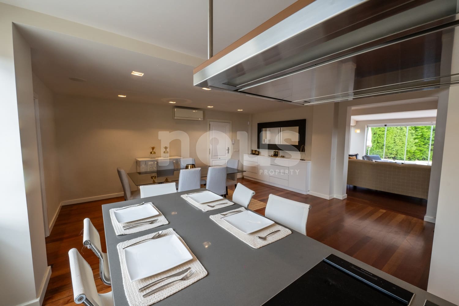 3 soveværelse Villa til salg i El Madronal med swimmingpool - € 1.499.000 (Ref: 8549863)