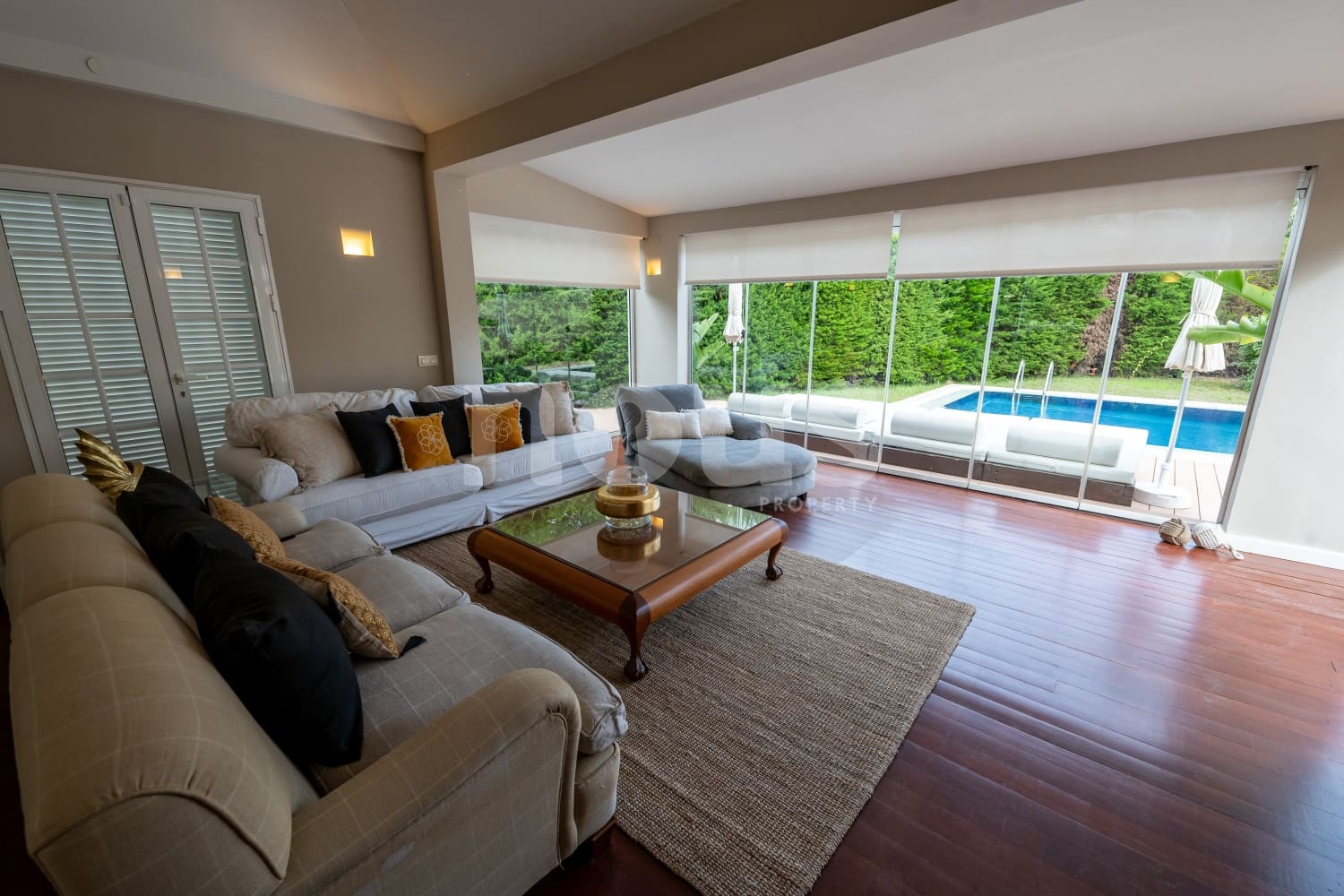 3 soveværelse Villa til salg i El Madronal med swimmingpool - € 1.499.000 (Ref: 8549863)