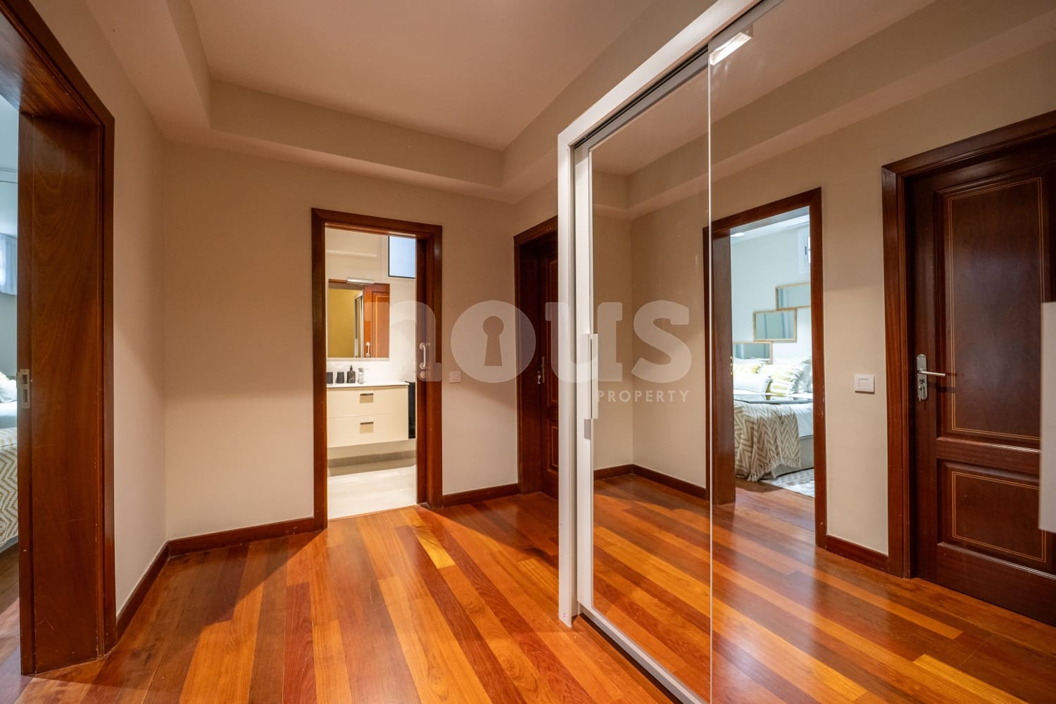 3 soveværelse Villa til salg i El Madronal med swimmingpool - € 1.499.000 (Ref: 8549863)