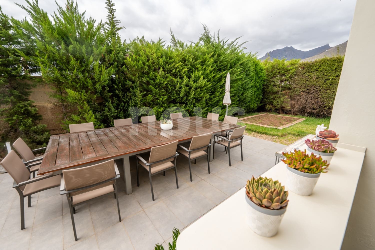 3 soveværelse Villa til salg i El Madronal med swimmingpool - € 1.499.000 (Ref: 8549863)