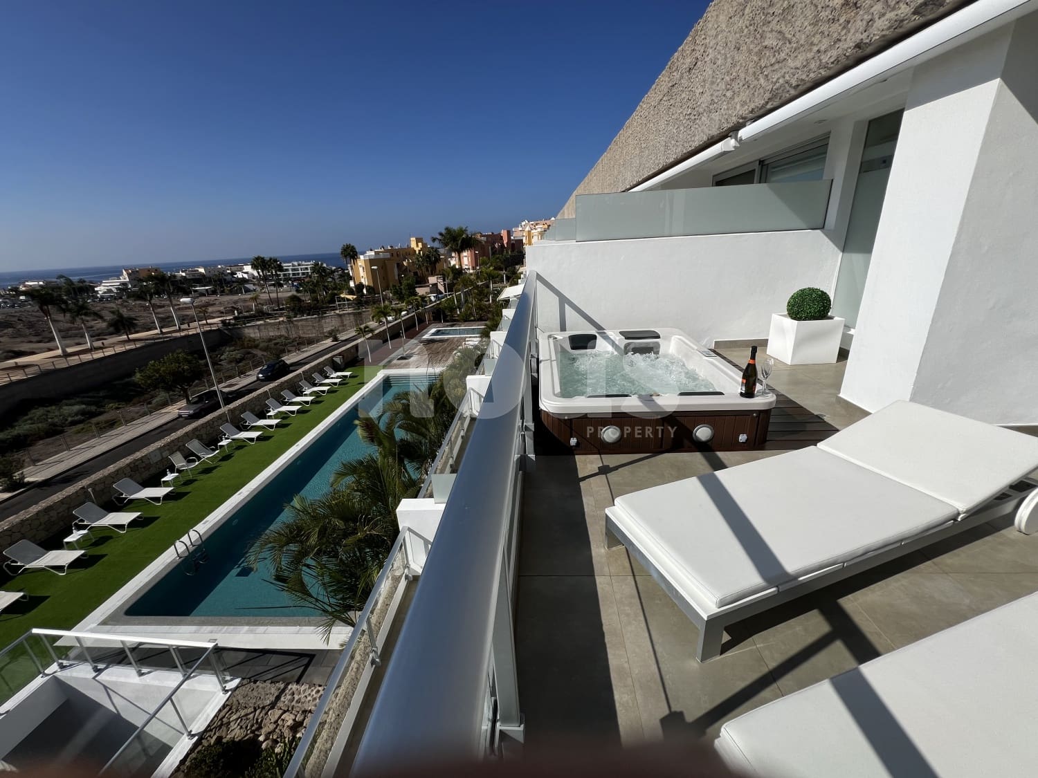 3 soveværelse Lejlighed til salg i La Caleta Adeje med swimmingpool - € 1.275.000 (Ref: 8562317)
