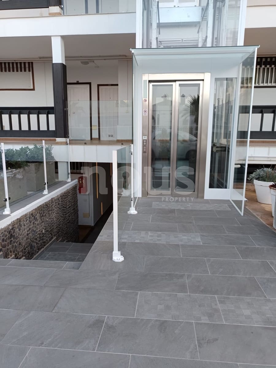 1 sovrum Lägenhet till salu i Callao Salvaje med pool - 252 000 € (Ref: 8567059)