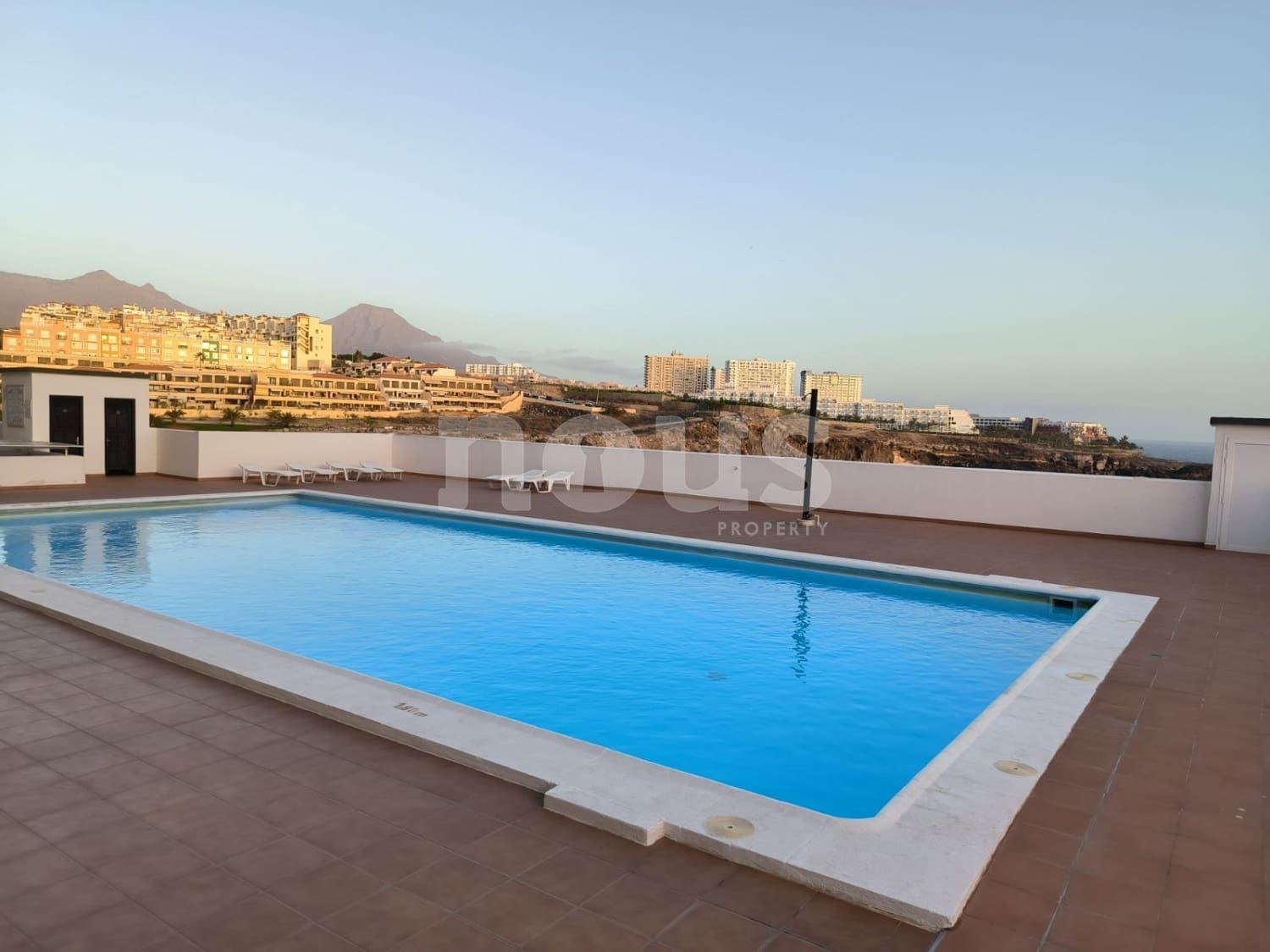 1 sovrum Lägenhet till salu i Callao Salvaje med pool - 252 000 € (Ref: 8567059)