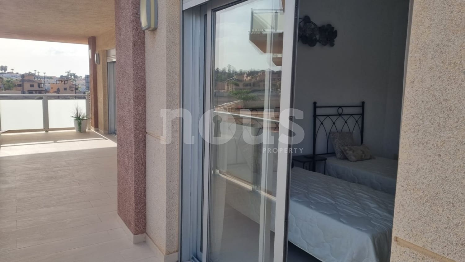 3 soveværelse Lejlighed til salg i Amarilla Golf med swimmingpool - € 380.000 (Ref: 8573390)