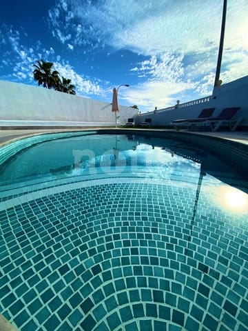 3 sypialnia Willa na sprzedaż w Callao Salvaje, Adeje z basenem - 730 000 € (Ref: 8575901)