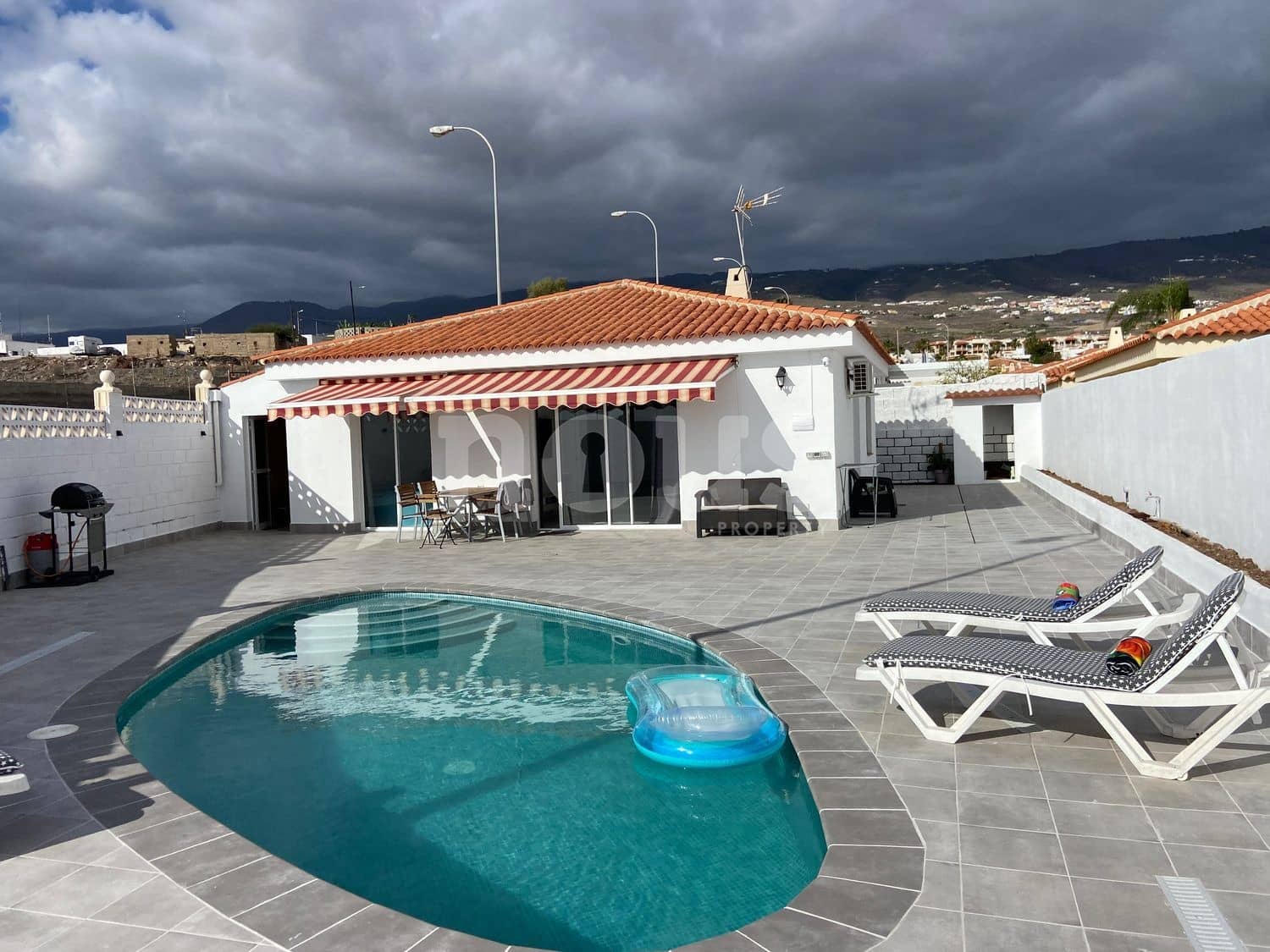 3 soveværelse Villa til salg i Callao Salvaje med swimmingpool - € 730.000 (Ref: 8575901)