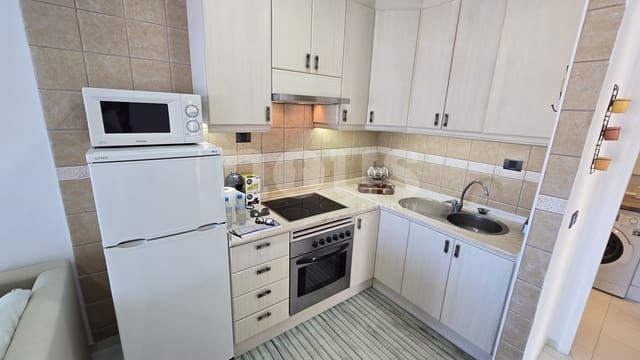 2 sypialnia Apartament na sprzedaż w Los Cristianos, Arona z basenem - 515 000 € (Ref: 8632766)