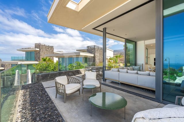 3 soveværelse Villa til salg i Guía de Isora med swimmingpool - € 1.979.000 (Ref: 8637975)