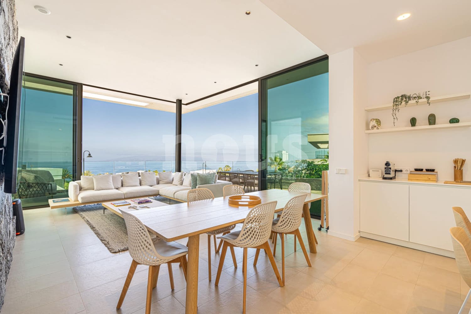 3 soverom Villa til salgs i Guia de Isora med svømmebasseng - € 1 979 000 (Ref: 8637975)