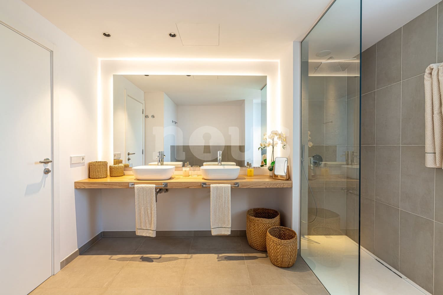 3 soverom Villa til salgs i Guia de Isora med svømmebasseng - € 1 979 000 (Ref: 8637975)