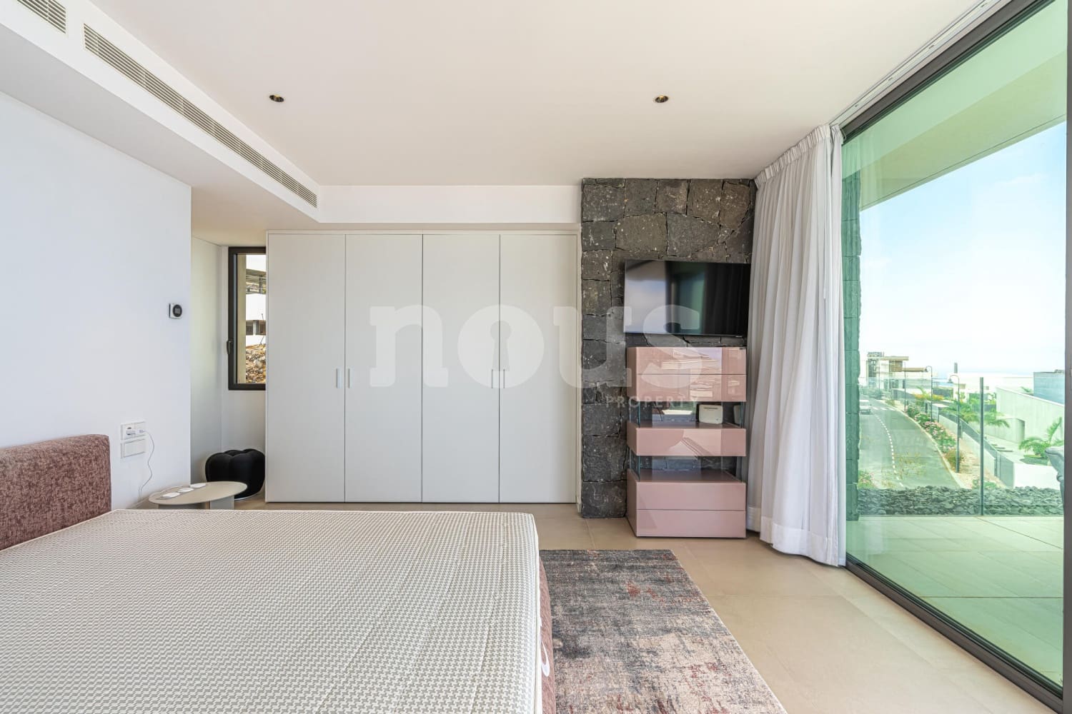 3 soverom Villa til salgs i Guia de Isora med svømmebasseng - € 1 979 000 (Ref: 8637975)