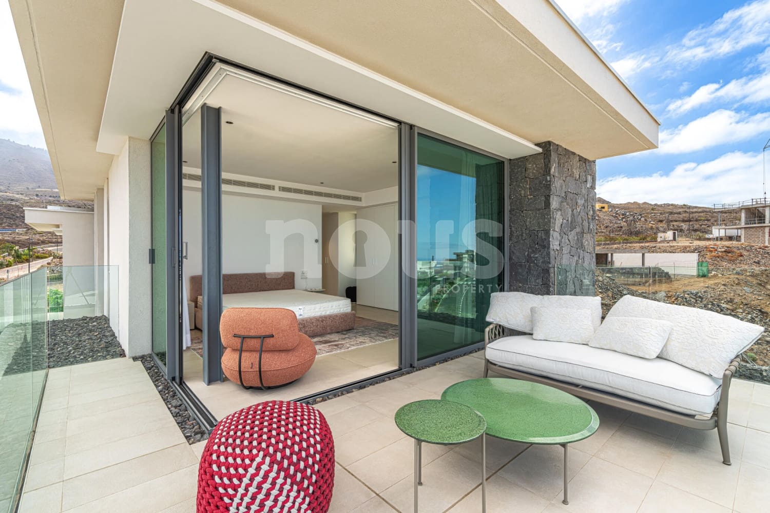 3 soverom Villa til salgs i Guia de Isora med svømmebasseng - € 1 979 000 (Ref: 8637975)