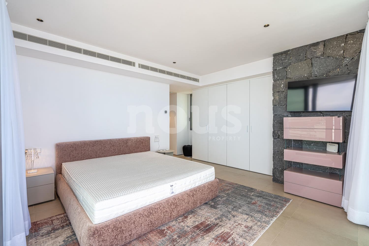 3 soverom Villa til salgs i Guia de Isora med svømmebasseng - € 1 979 000 (Ref: 8637975)