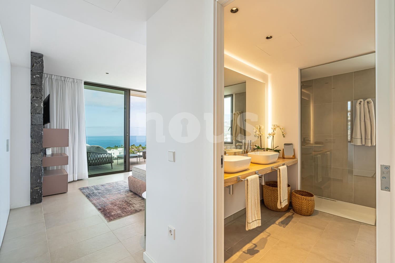 3 soverom Villa til salgs i Guia de Isora med svømmebasseng - € 1 979 000 (Ref: 8637975)