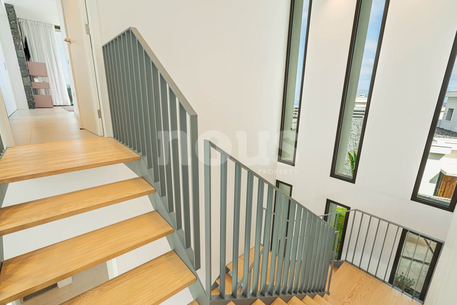 3 soverom Villa til salgs i Guia de Isora med svømmebasseng - € 1 979 000 (Ref: 8637975)