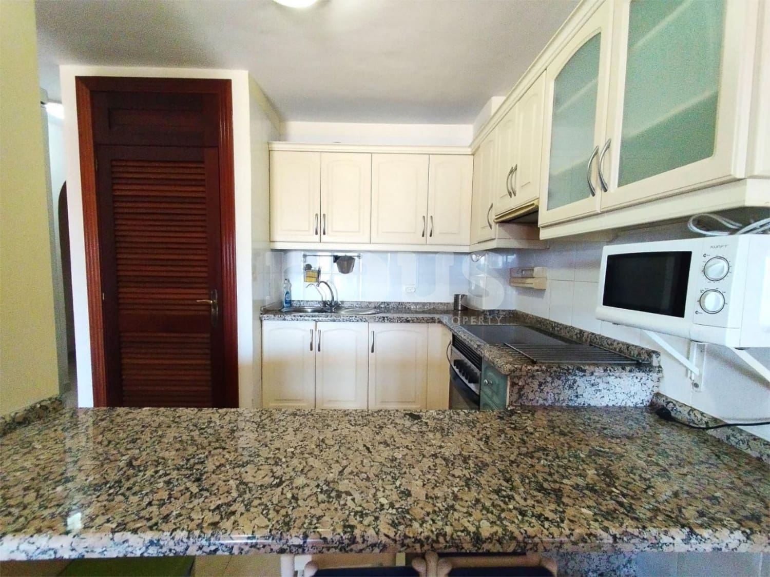 2 soveværelse Lejlighed til salg i Playa Paraiso med swimmingpool - € 298.000 (Ref: 8654216)