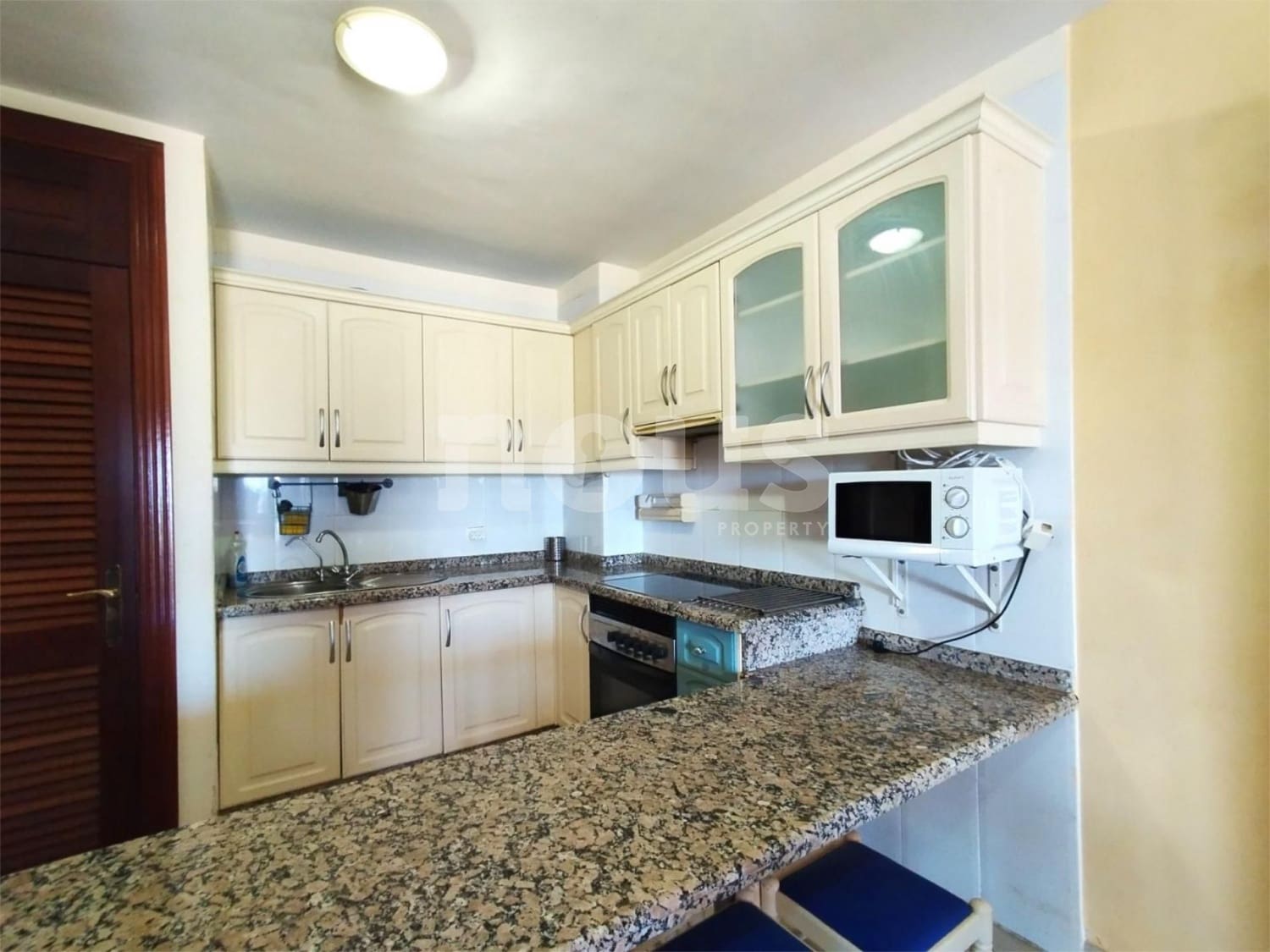 2 soveværelse Lejlighed til salg i Playa Paraiso med swimmingpool - € 298.000 (Ref: 8654216)