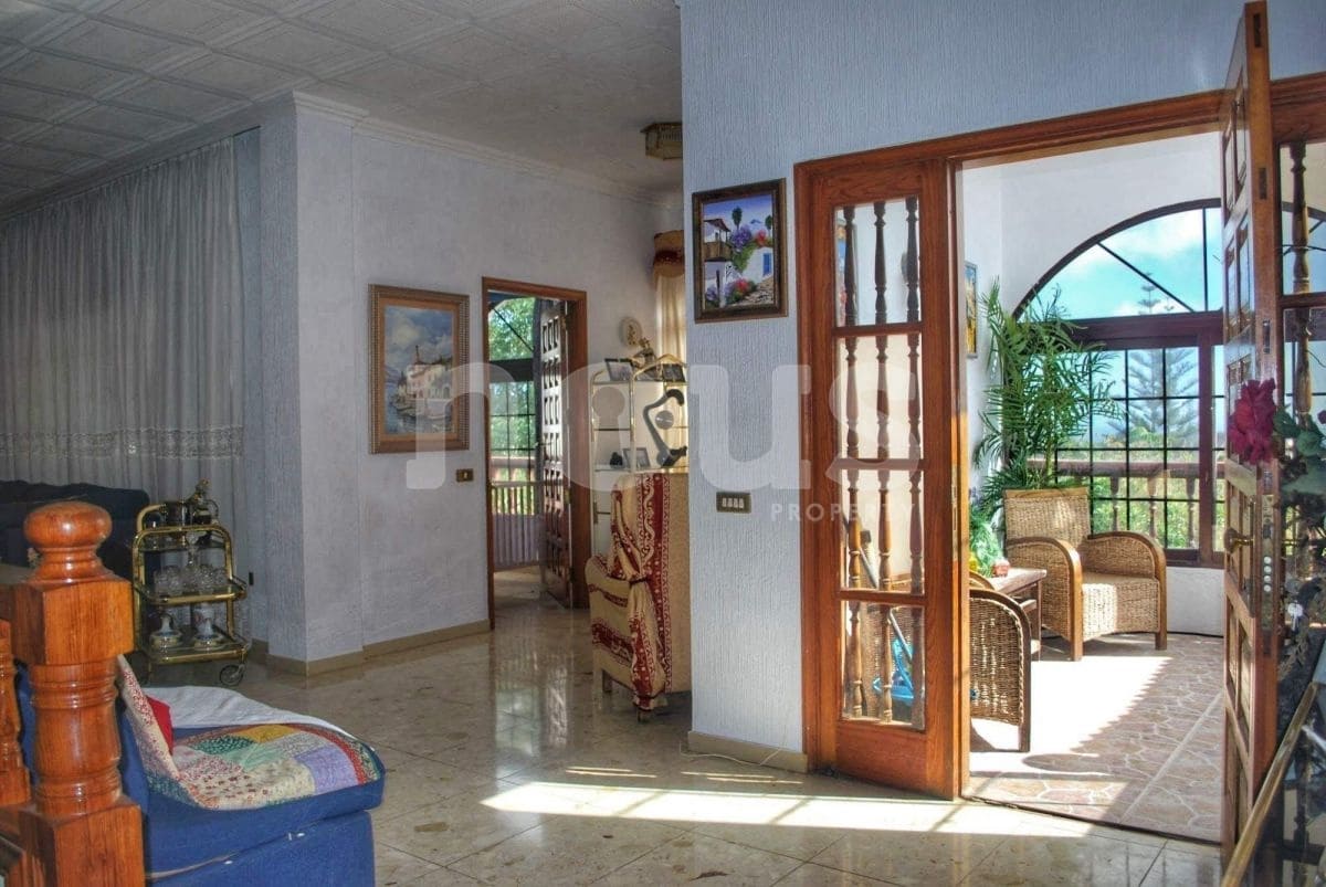 5 soveværelse Villa til salg i San Miguel de Abona med swimmingpool - € 1.044.000 (Ref: 8657559)