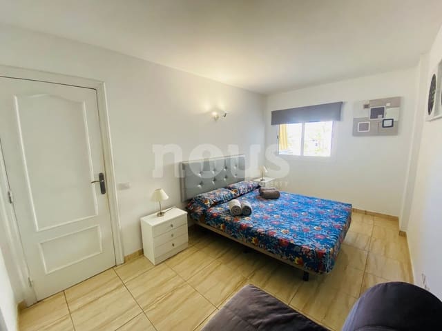 1 soveværelse Lejlighed til salg i Playa de las Americas, Arona med swimmingpool - € 330.000 (Ref: 8657825)