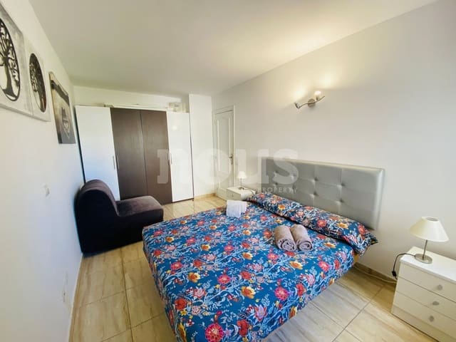 1 soveværelse Lejlighed til salg i Playa de las Americas, Arona med swimmingpool - € 330.000 (Ref: 8657825)