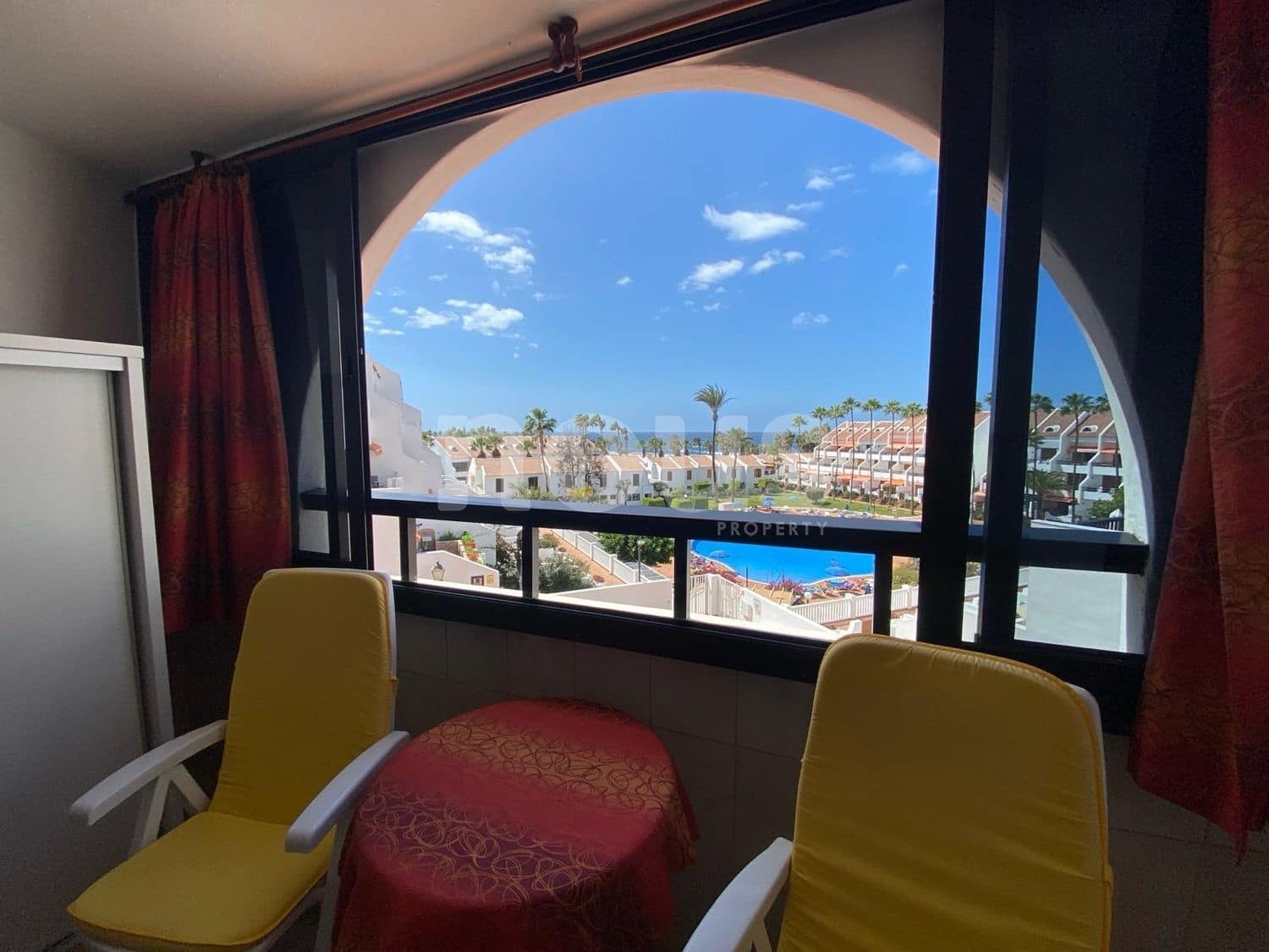 Studio til salgs i Playa de las Americas med svømmebasseng - € 320 000 (Ref: 8657826)