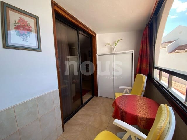 Studio te koop in Playa de las Americas, Arona met zwembad - € 320.000 (Ref: 8657826)