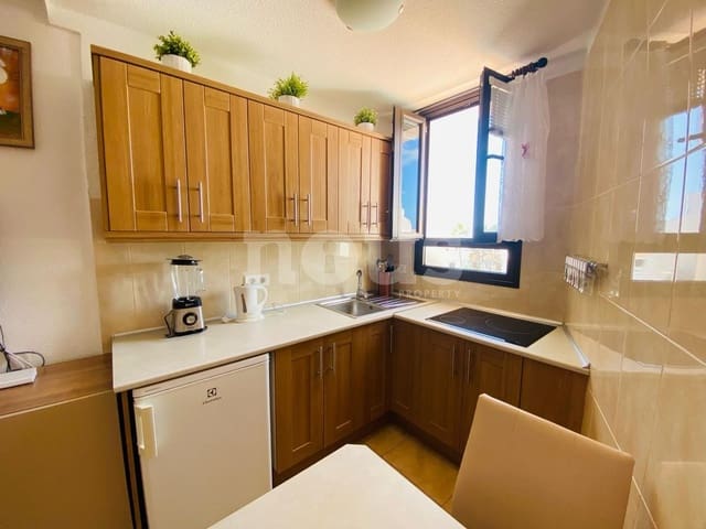 Studio te koop in Playa de las Americas, Arona met zwembad - € 320.000 (Ref: 8657826)