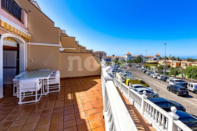 3 quarto Moradia em Banda para venda em Playa del Duque, Adeje com piscina - 920 000 € (Ref: 8695966)