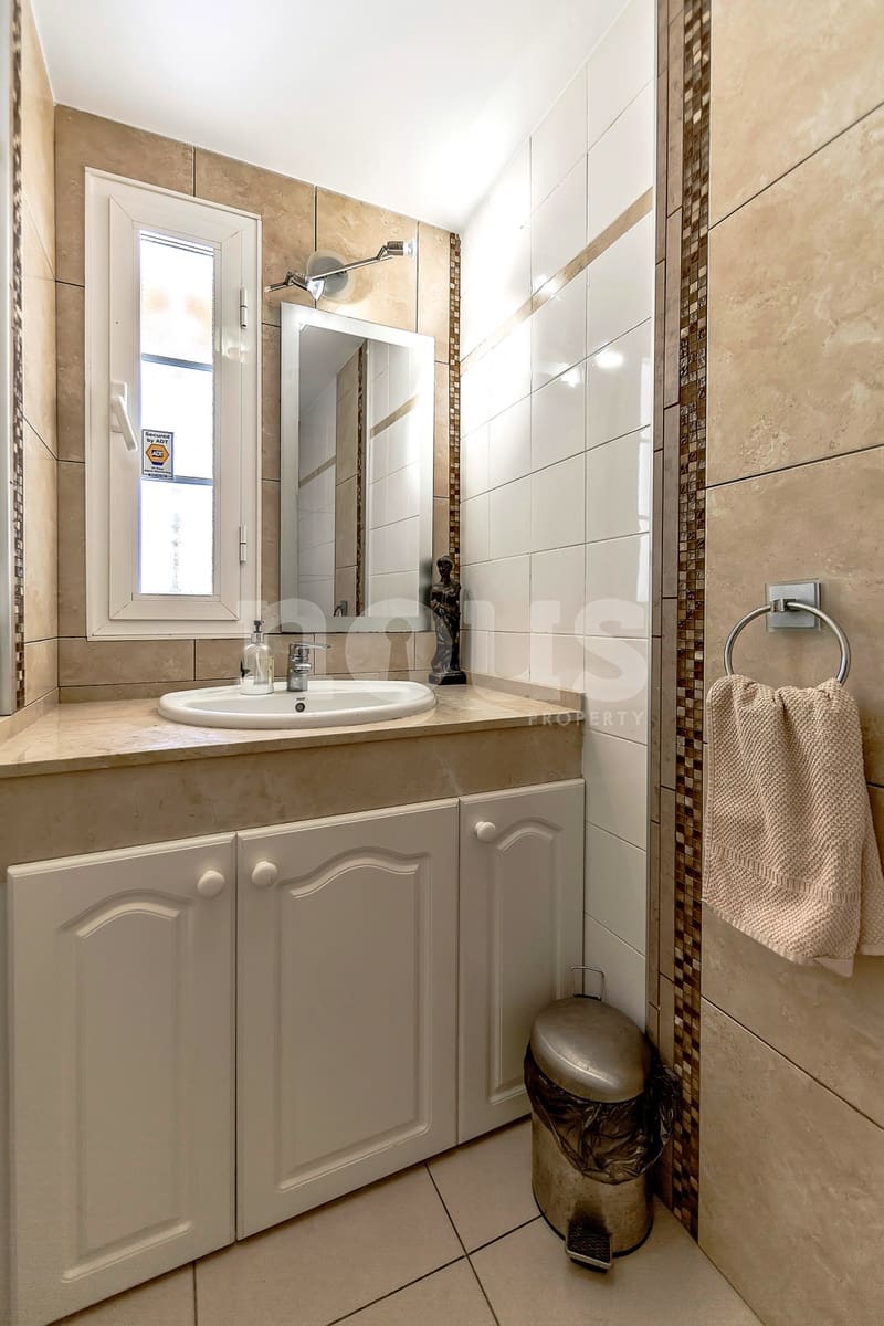 3 soveværelse Rækkehus til salg i Playa del Duque med swimmingpool - € 920.000 (Ref: 8695966)