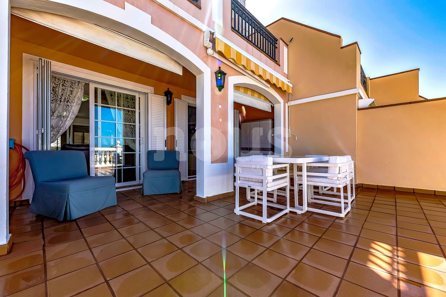 3 soveværelse Rækkehus til salg i Playa del Duque med swimmingpool - € 920.000 (Ref: 8695966)