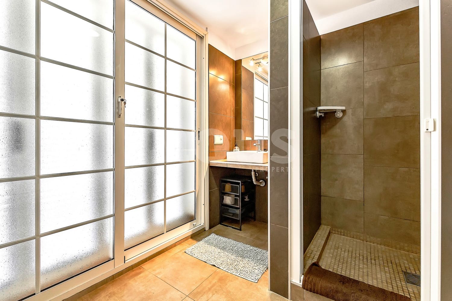 3 soveværelse Rækkehus til salg i Playa del Duque med swimmingpool - € 920.000 (Ref: 8695966)