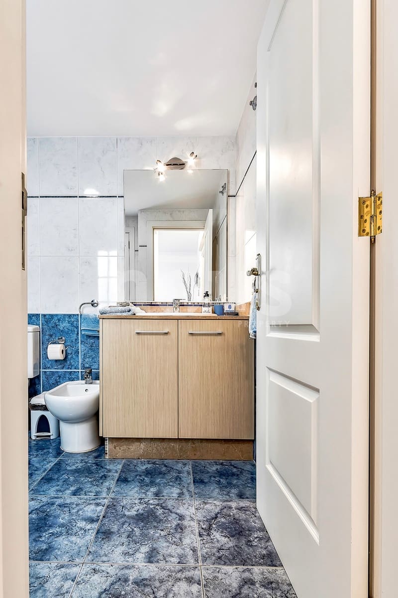 3 soveværelse Rækkehus til salg i Playa del Duque med swimmingpool - € 920.000 (Ref: 8695966)