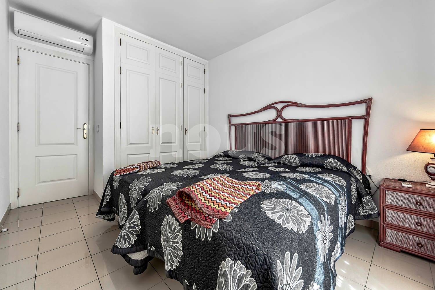 3 soveværelse Rækkehus til salg i Playa del Duque med swimmingpool - € 920.000 (Ref: 8695966)