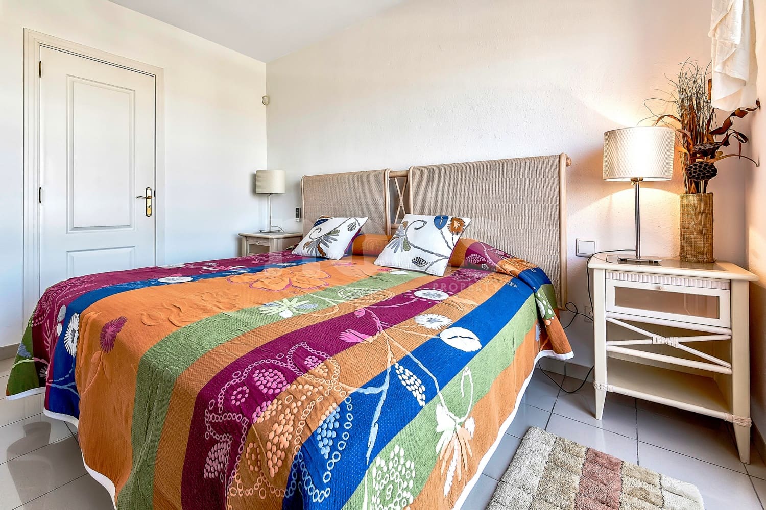 3 soveværelse Rækkehus til salg i Playa del Duque med swimmingpool - € 920.000 (Ref: 8695966)