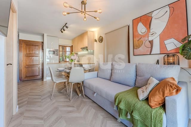 1 slaapkamer Appartement te koop in Torviscas, Adeje met zwembad - € 284.999 (Ref: 8904877)