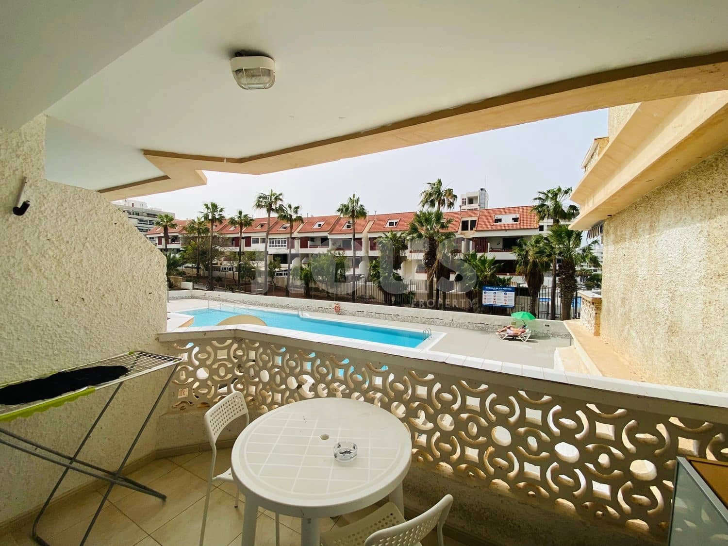 1 chambre Appartement à vendre à Playa de las Americas avec piscine - 262 500 € (Ref: 8923422)