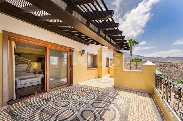 6 soverom Villa til salgs i La Caleta Adeje, Adeje med svømmebasseng - € 13 750 000 (Ref: 8952205)