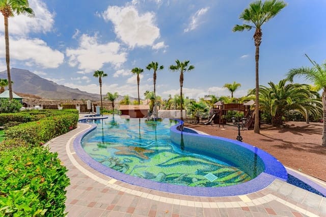 6 soverom Villa til salgs i La Caleta Adeje, Adeje med svømmebasseng - € 13 750 000 (Ref: 8952205)