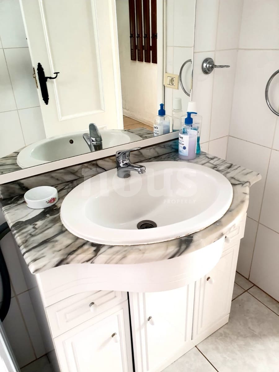 1 slaapkamer Appartement te koop in Los Cristianos met zwembad - € 235.000 (Ref: 9018623)