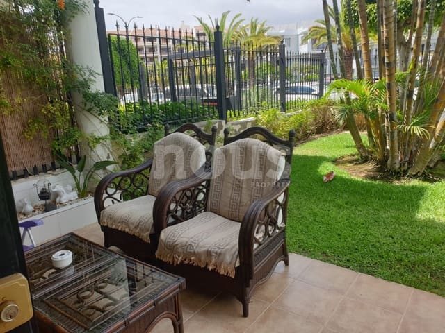 1 makuuhuone Huoneisto myytävänä paikassa Los Cristianos, Arona mukana uima-altaan - 235 000 € (Ref: 9018623)