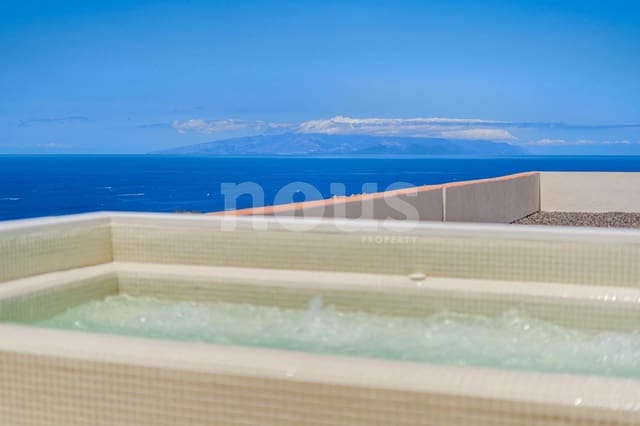 2 slaapkamer Penthouse te koop in Torviscas, Adeje met zwembad - € 595.000 (Ref: 9028329)