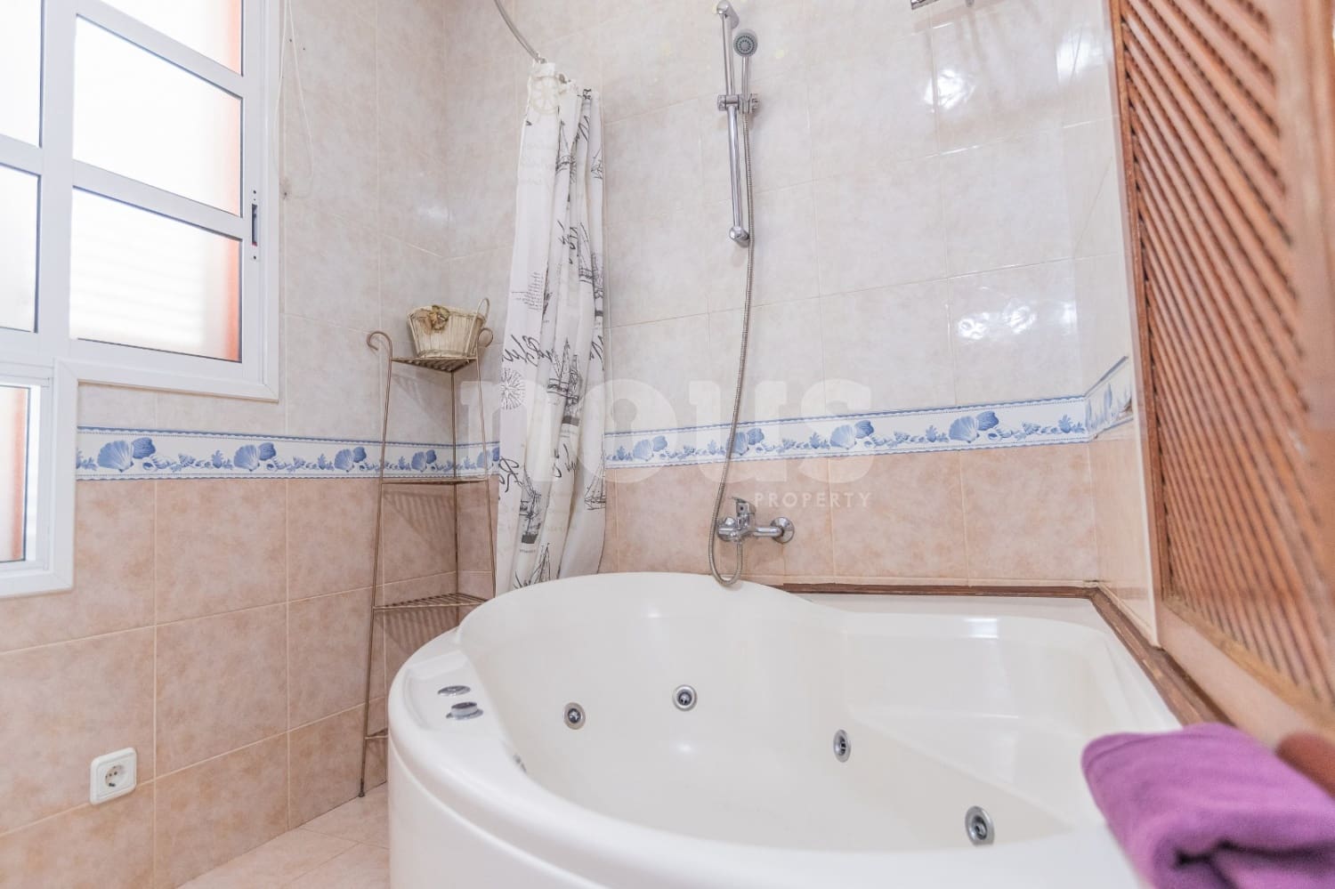 3 soverom Villa til salgs i Playa del Duque med svømmebasseng - € 1 339 000 (Ref: 9064688)