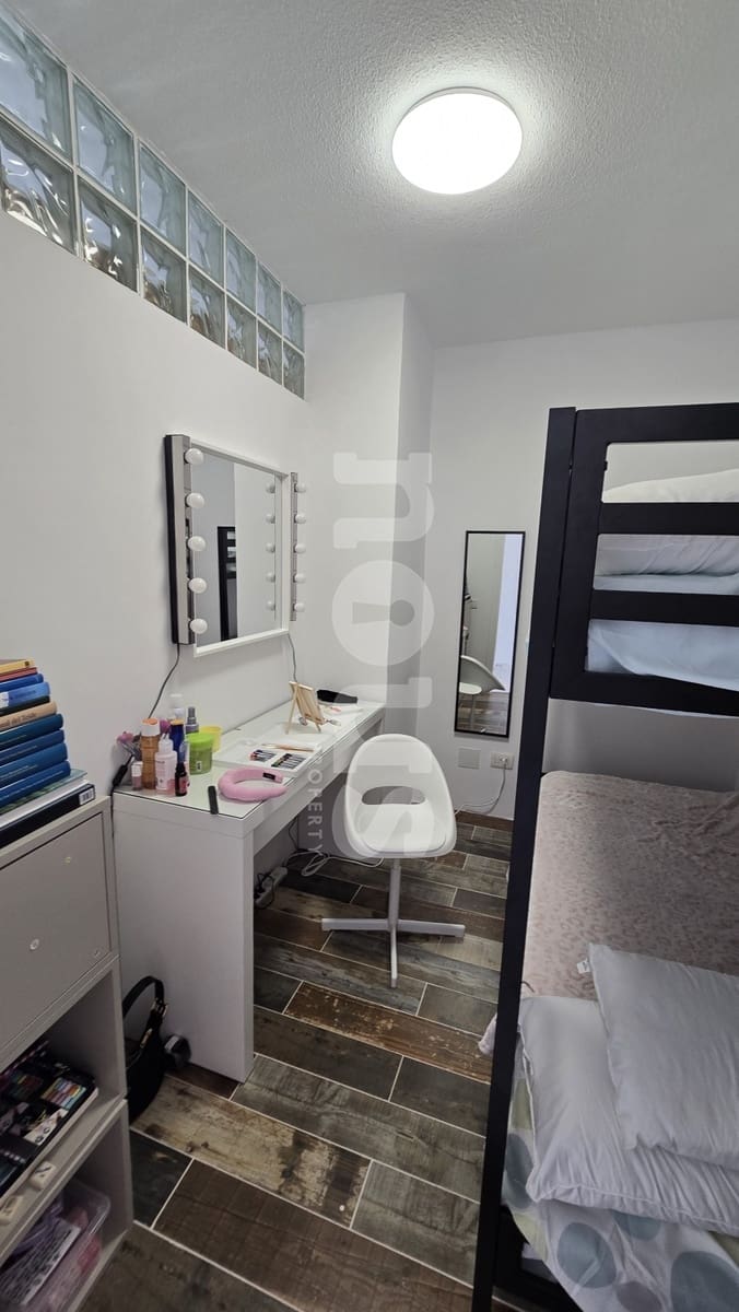 2 Zimmer Apartment zu verkaufen in Los Cristianos mit Pool - 367.500 € (Ref: 9074650)