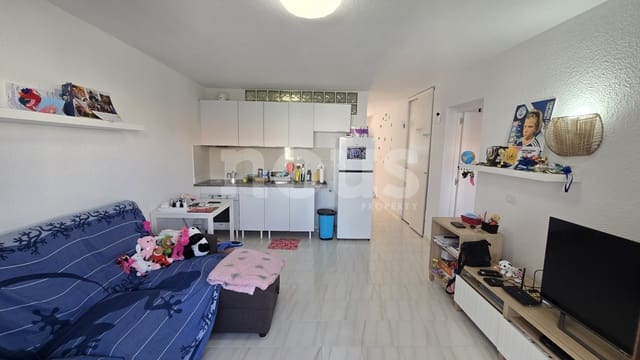 Apartamento de 2 habitaciones en Los Cristianos, Arona en venta con piscina - 367.500 € (Ref: 9074650)